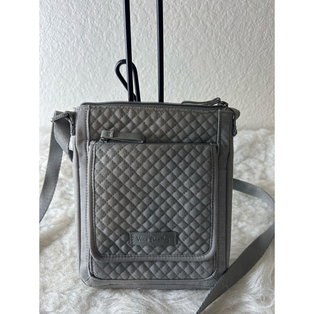 Vera Bradley Gray Quilted Messenger Crossbody Bag Purse - Picture 3 of 10